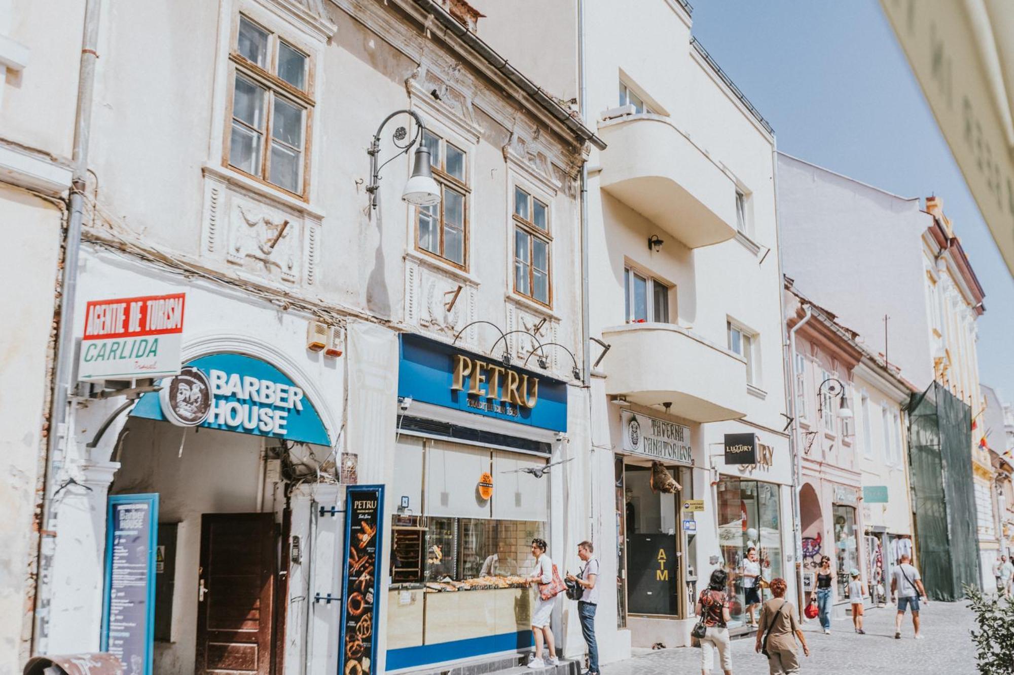 Locart -Cozy Downtown Apartment, Near Black Church With Free Wi-Fi Brasov Ngoại thất bức ảnh
