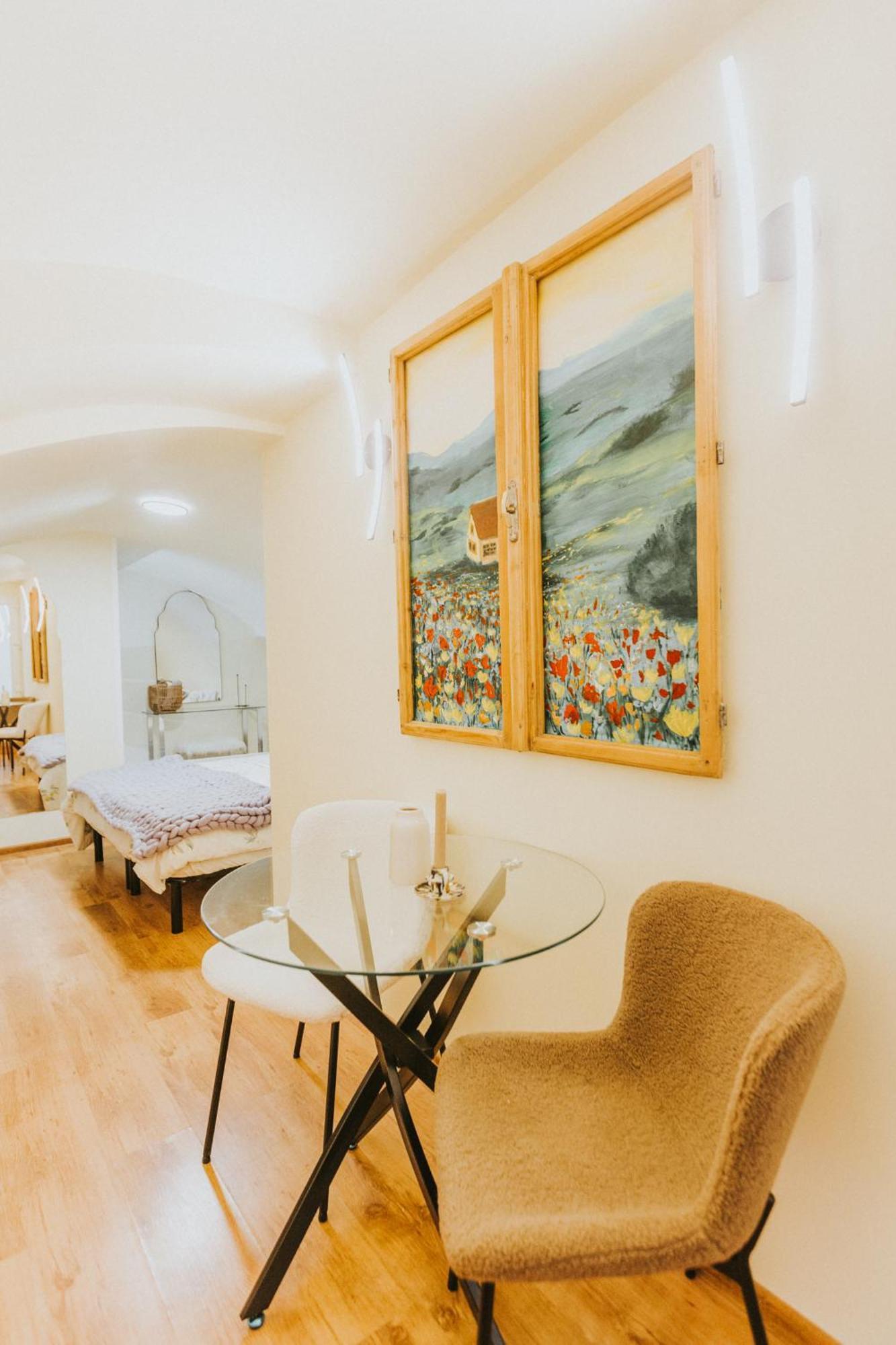 Locart -Cozy Downtown Apartment, Near Black Church With Free Wi-Fi Brasov Ngoại thất bức ảnh